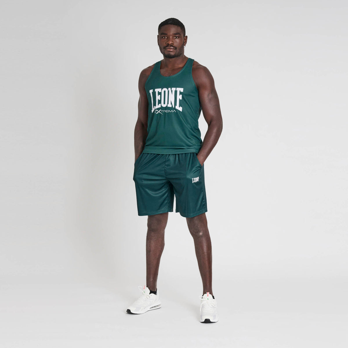 LOGO TANK