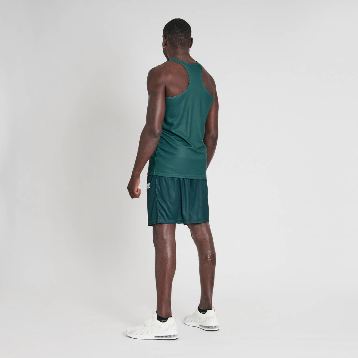 LOGO TANK