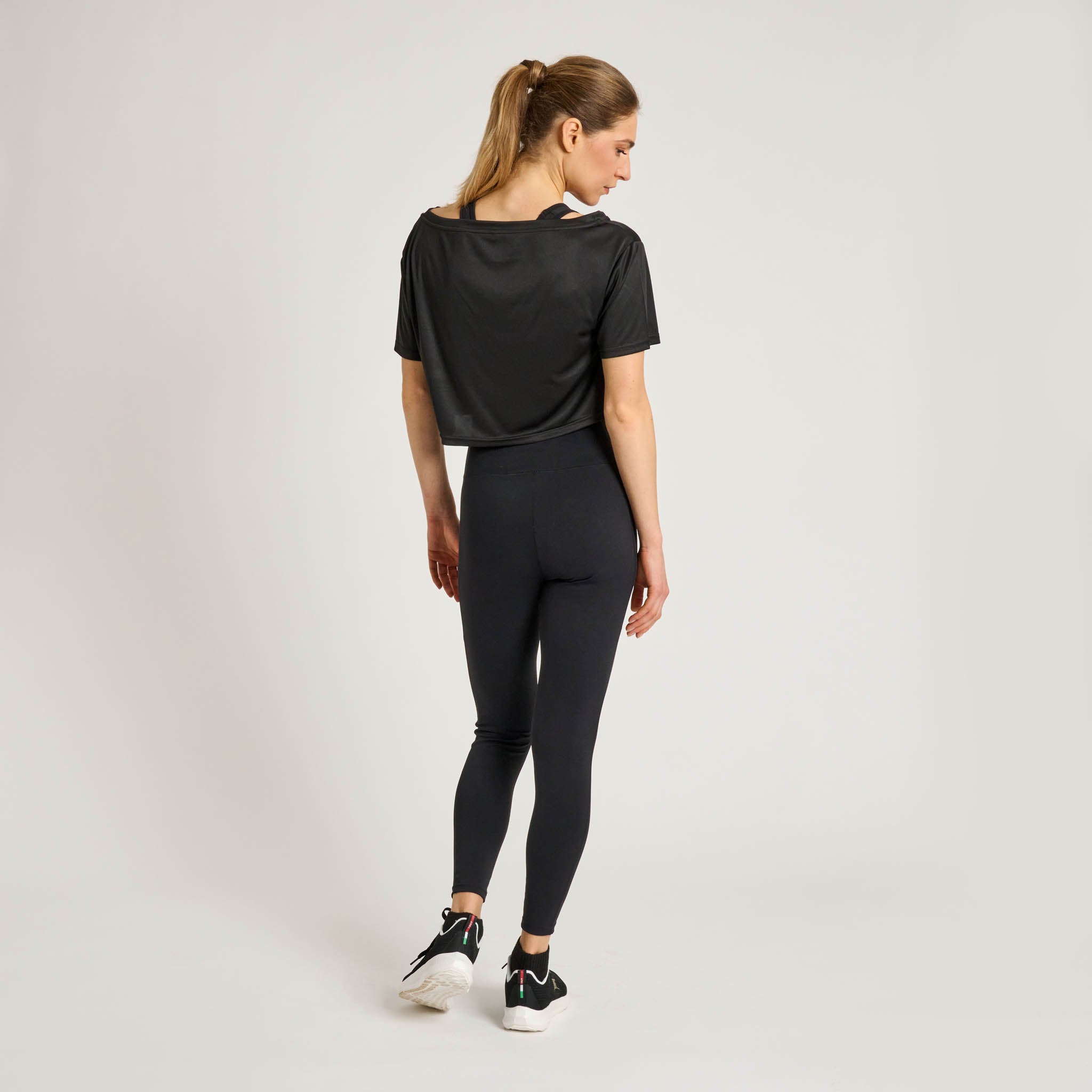 LOGO TEE CROP
