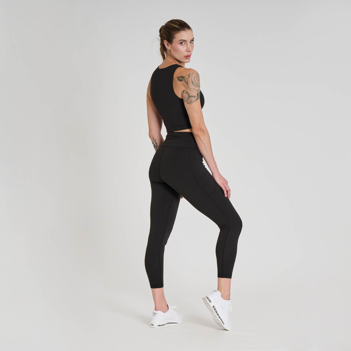 LOGO TANK + BRA