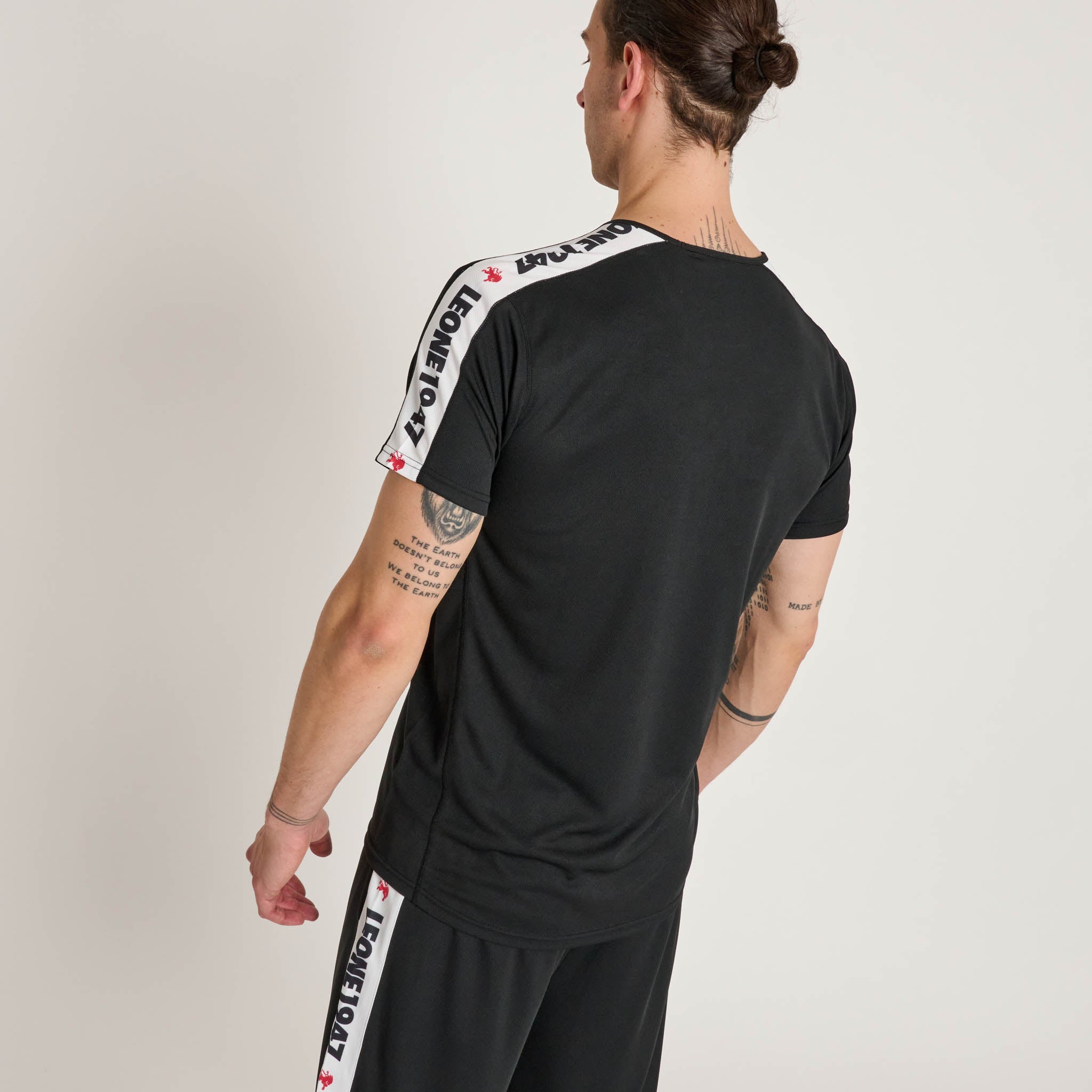 STRIPE 47 T-SHIRT