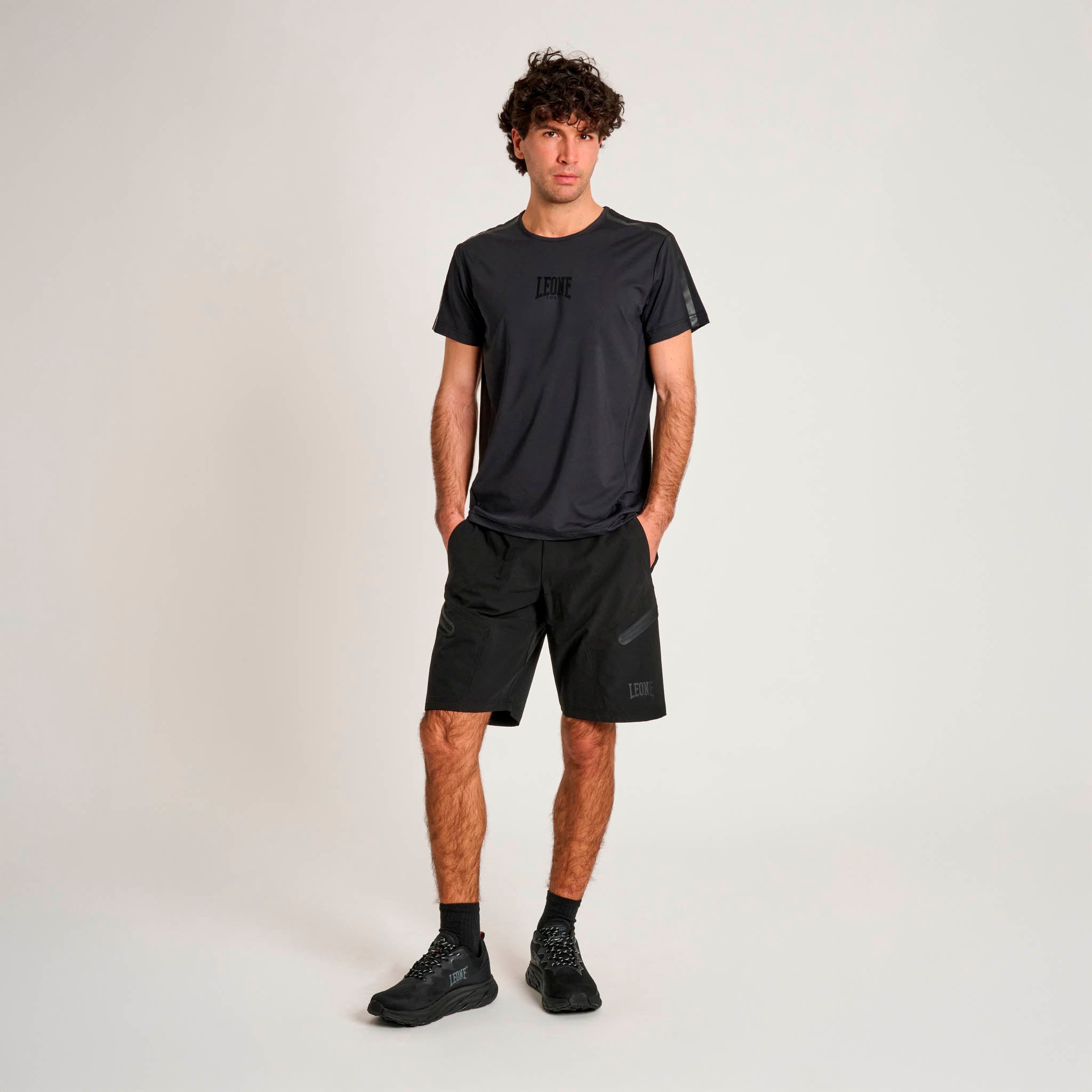 BLACK LION T-SHIRT