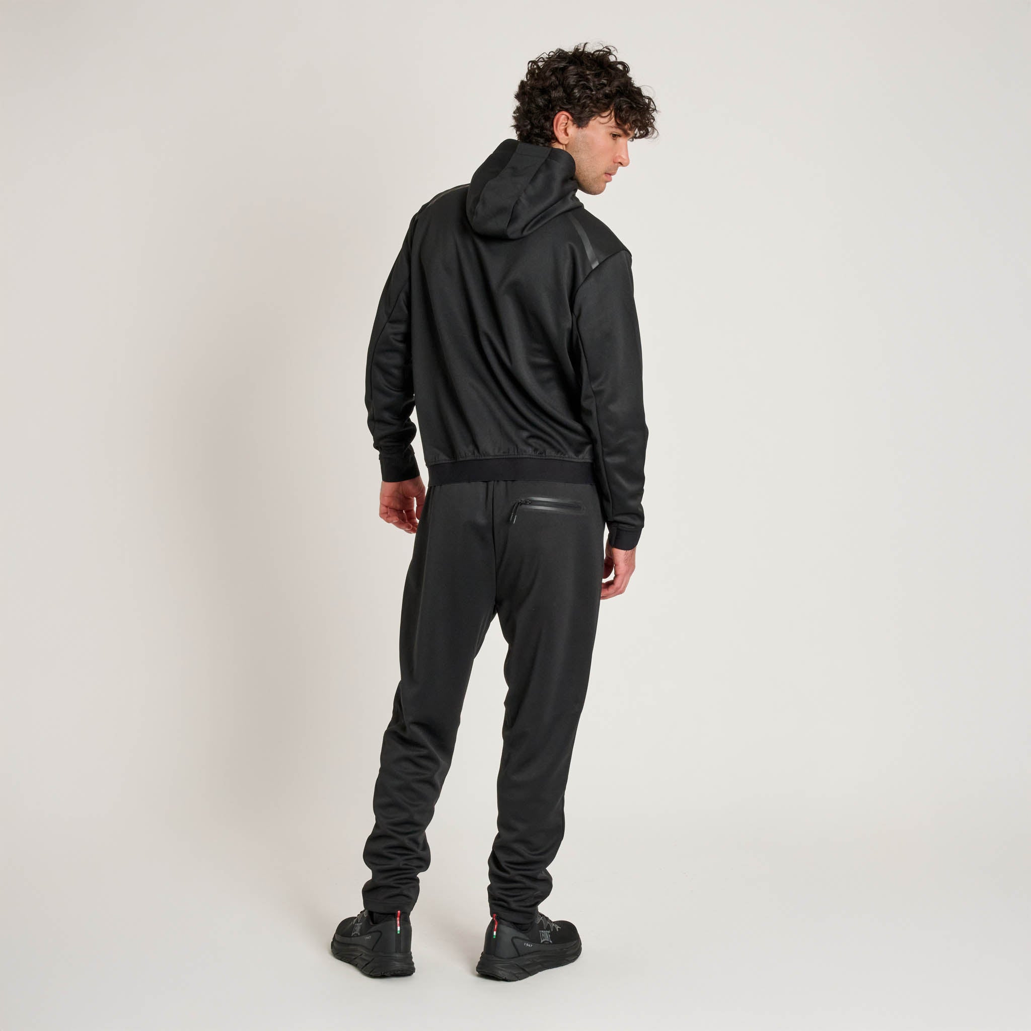 BLACK LION HOODED SWEATSHIRT