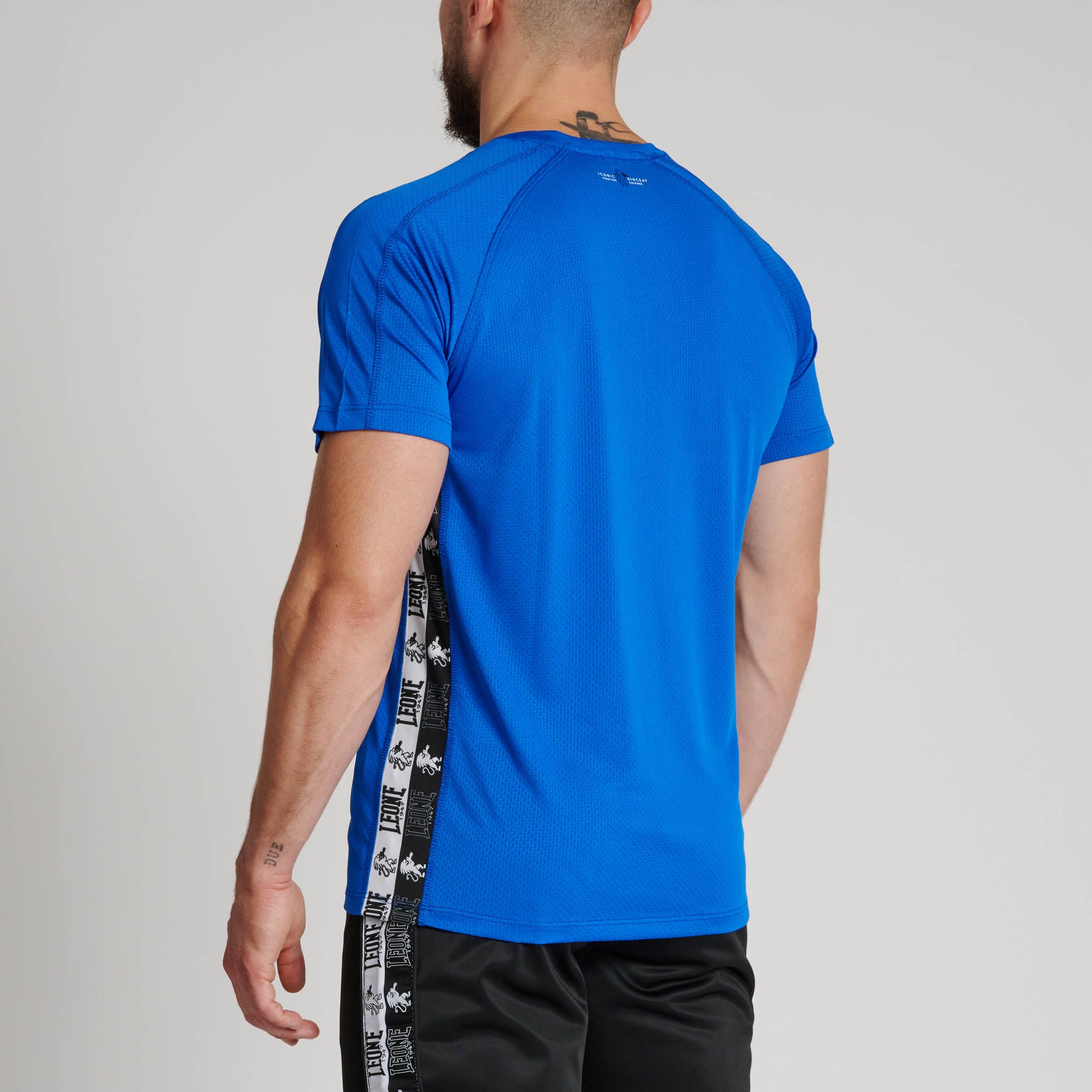 ICONIC T- SHIRT