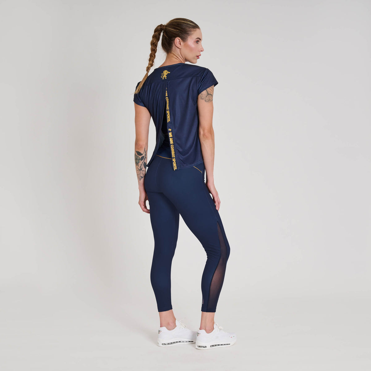 T-SHIRT DNA