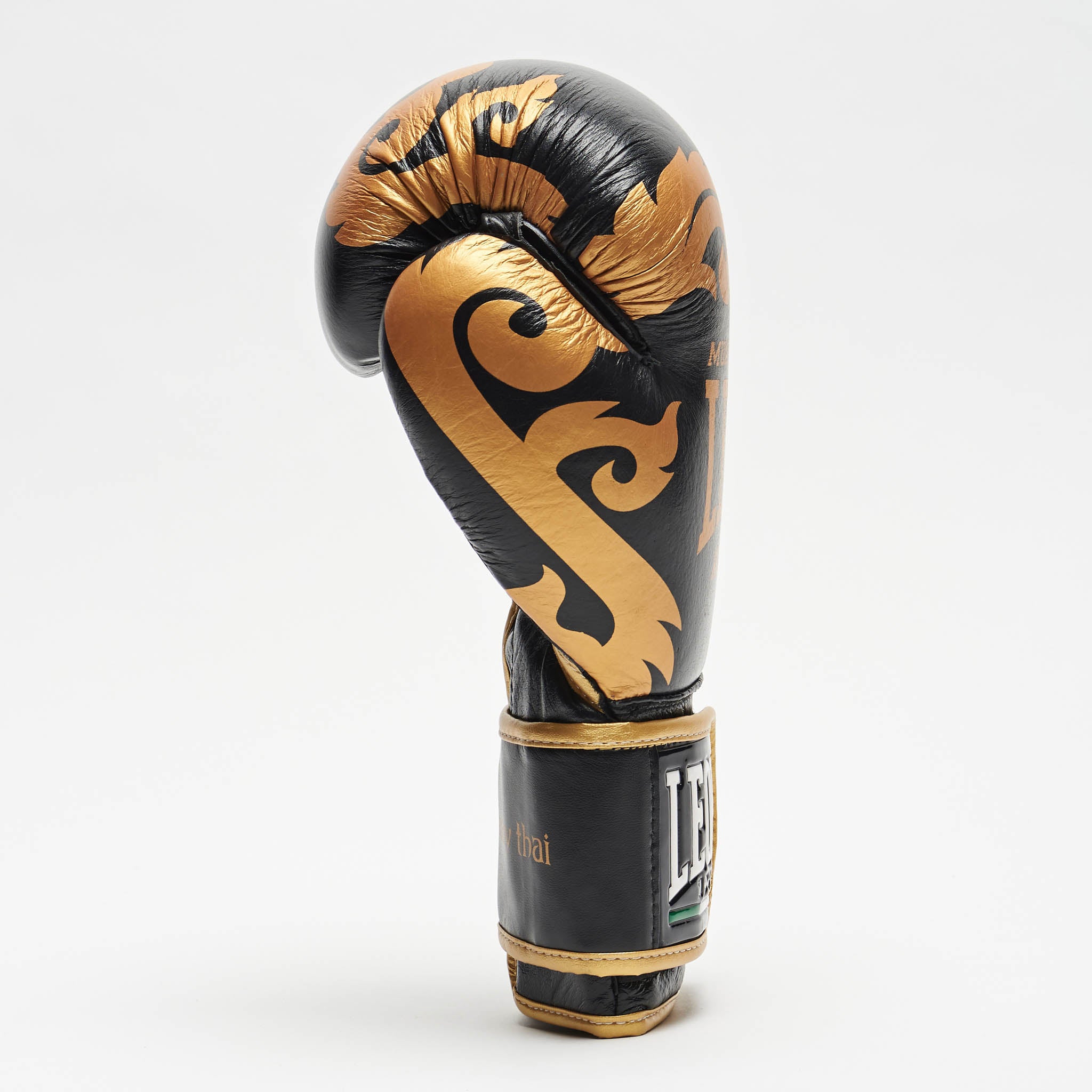 GUANTI MUAY THAI