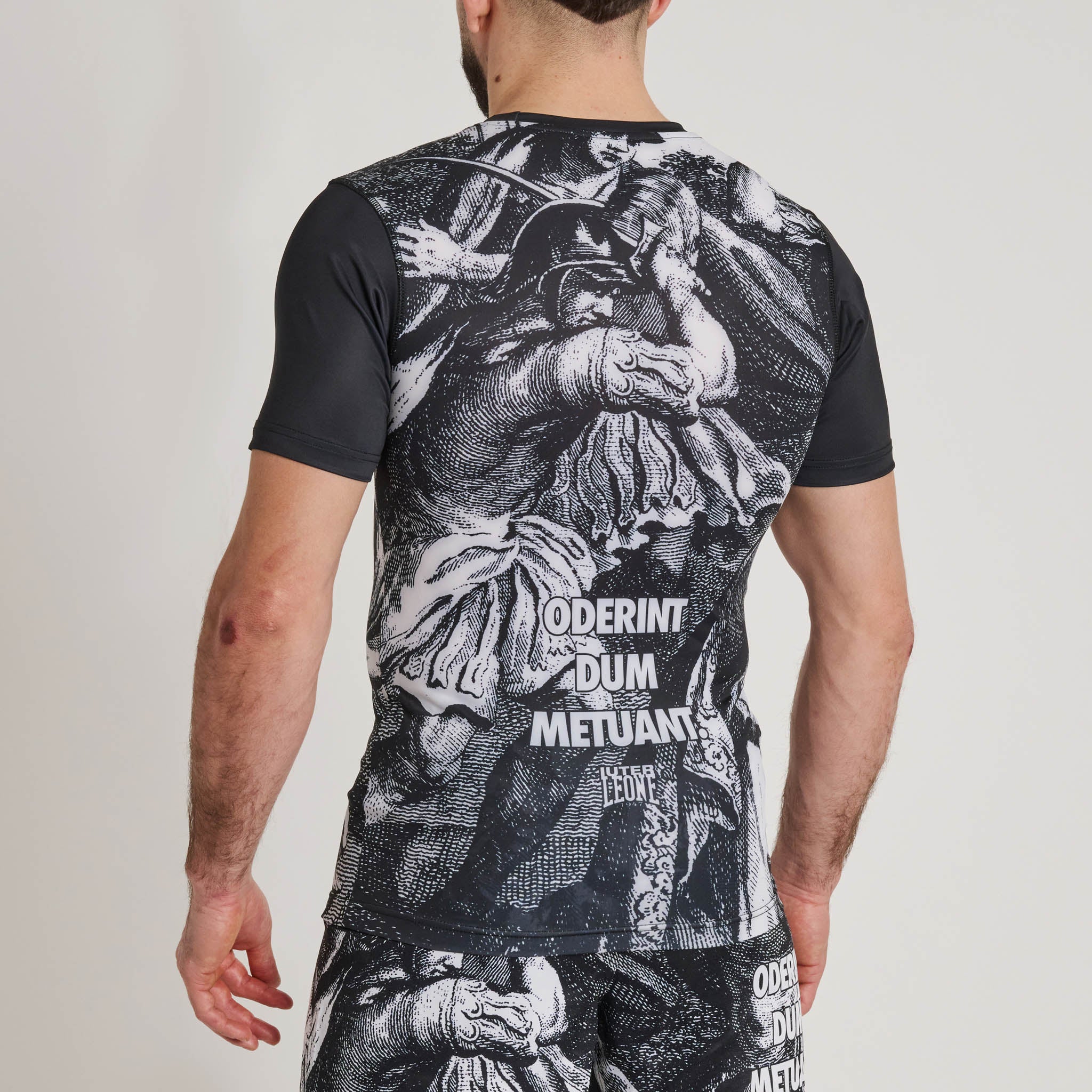 RASHGUARD BARBED WIRE (IUTER)