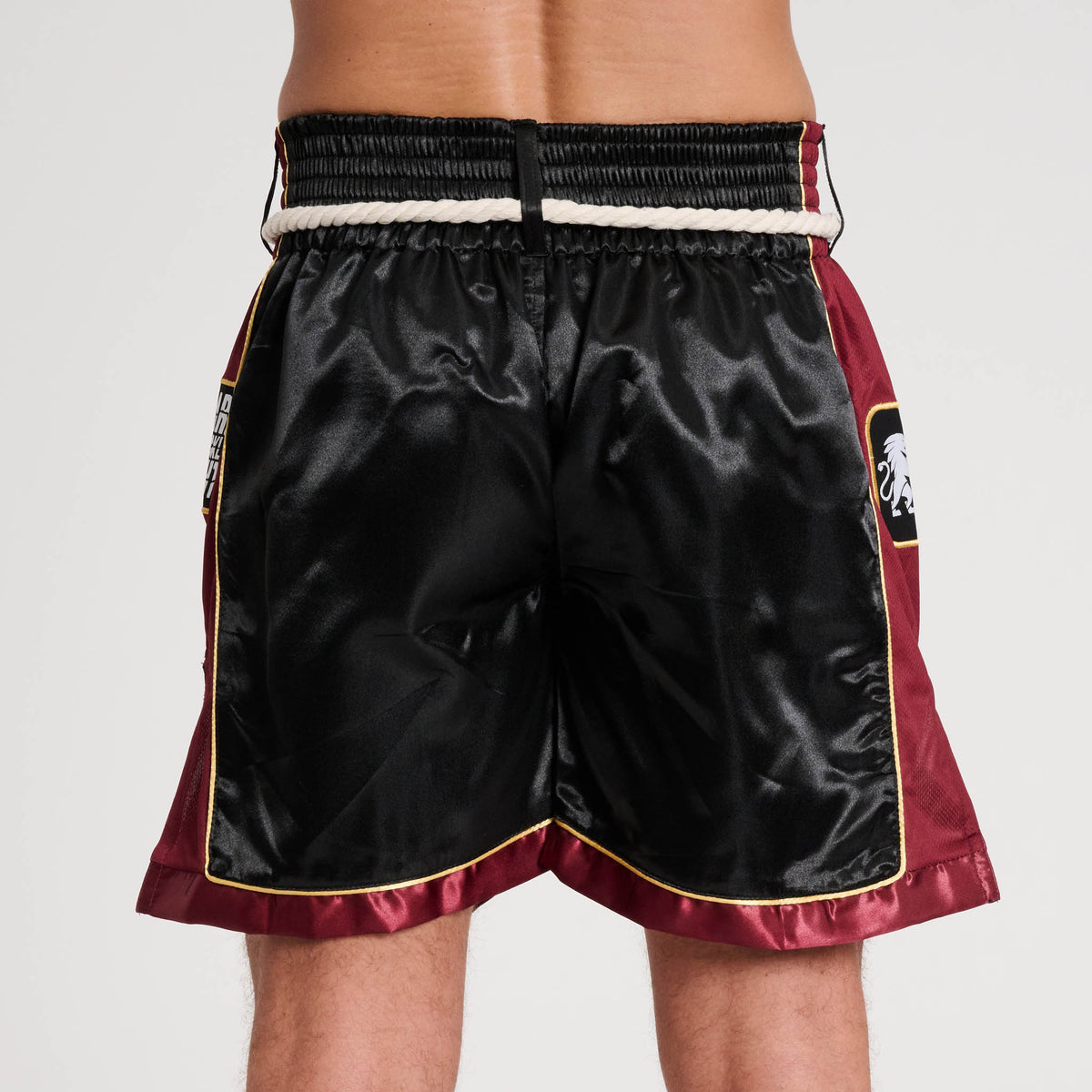 PANTALONCINO BARE KNUCLES