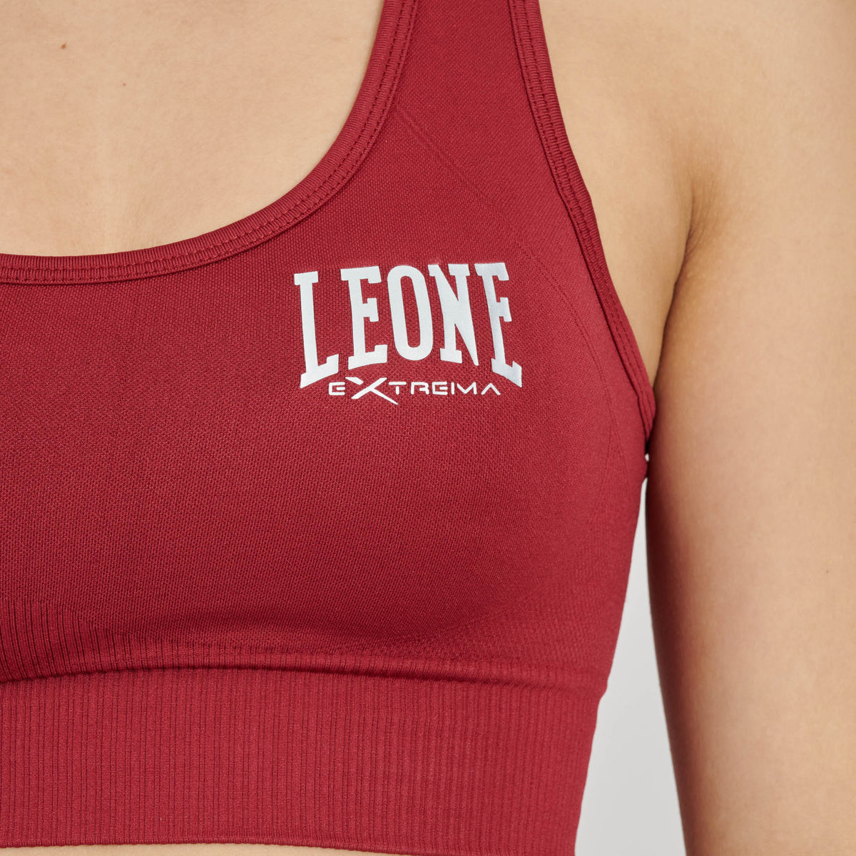 TOP LOGO SEAMLESS