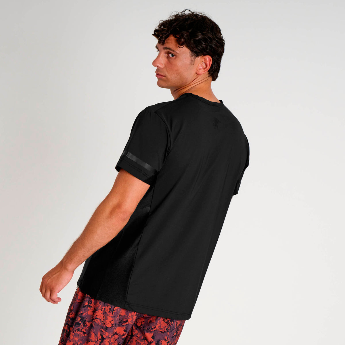 T-SHIRT BLACK LION