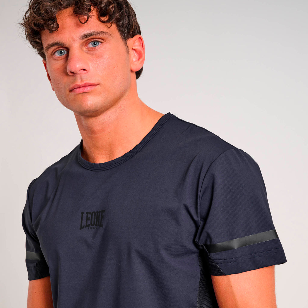 T-SHIRT BLACK LION