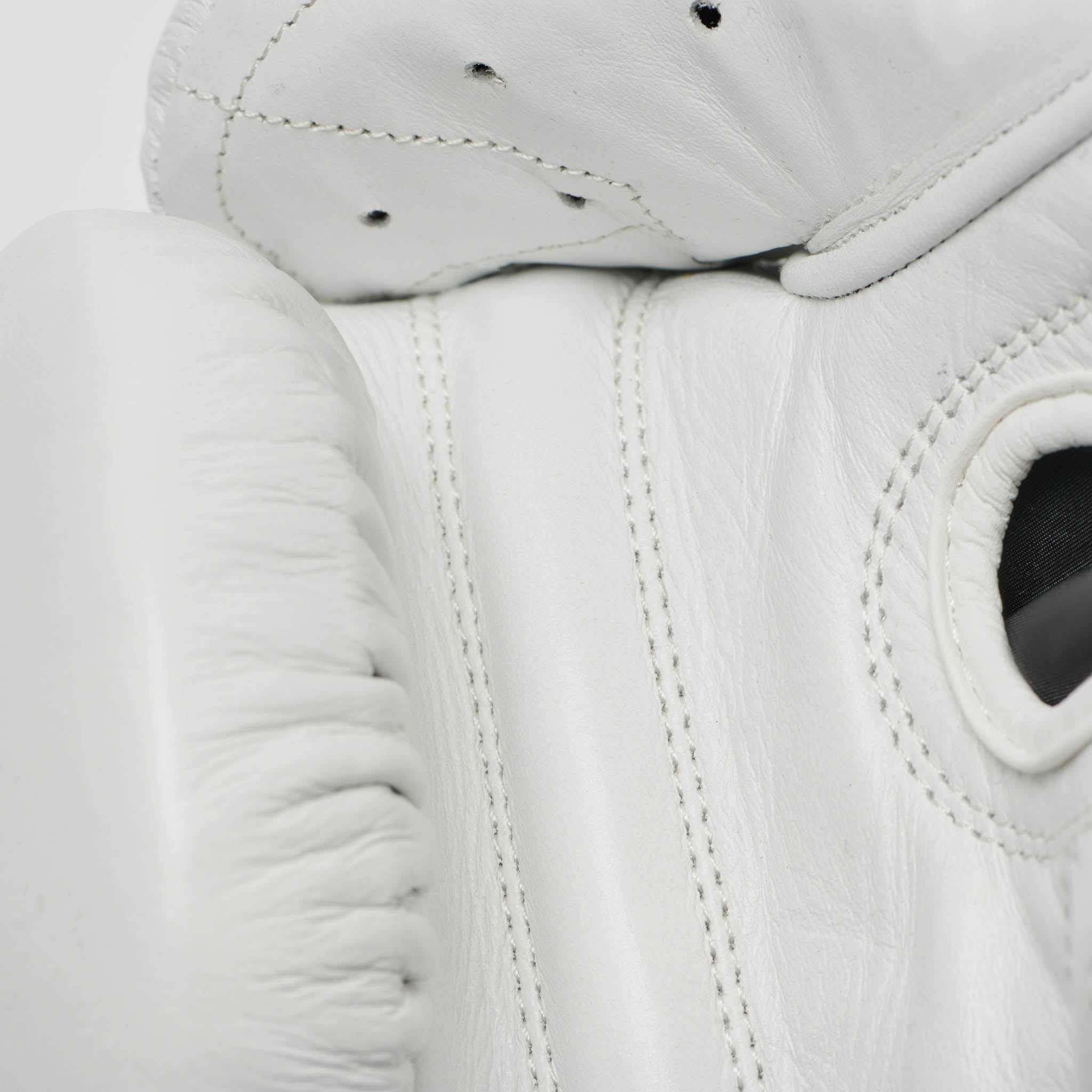 THE GREATEST BOXING GLOVES