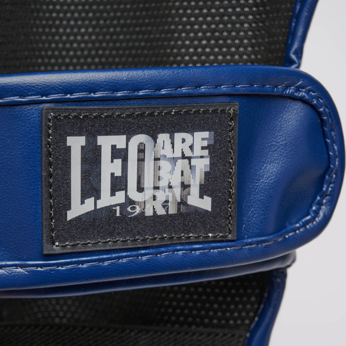 COLOR BLOCK SHINGUARDS
